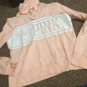 Vs pink pullover